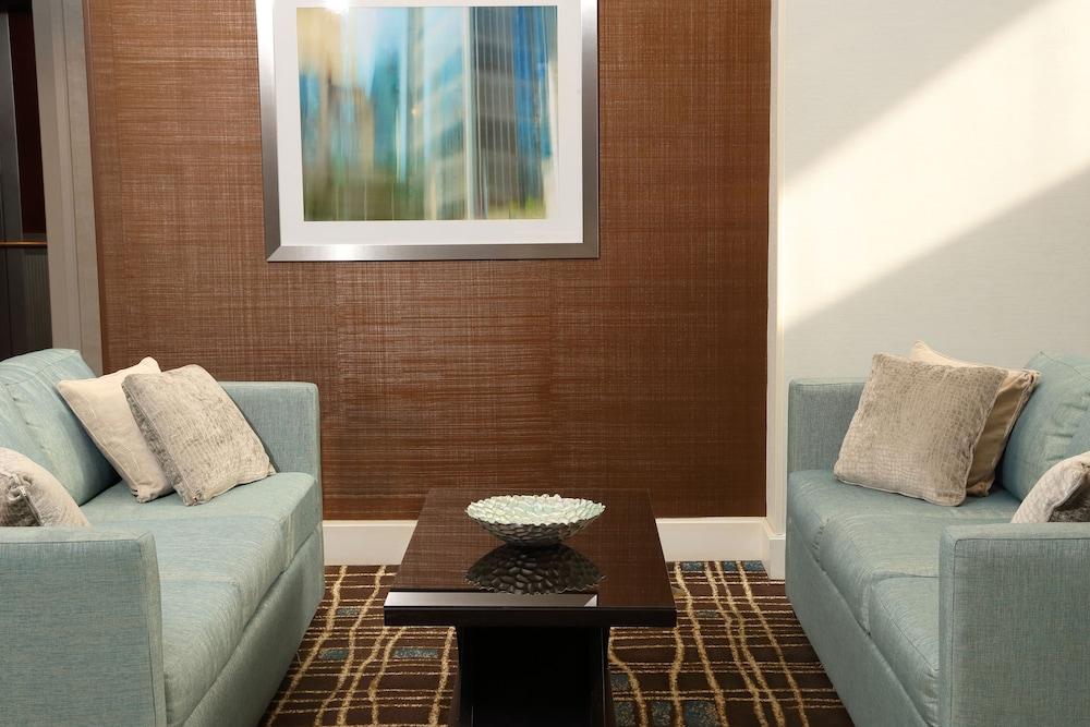Отель Doubletree By Hilton Boston/Уэстборо Экстерьер фото