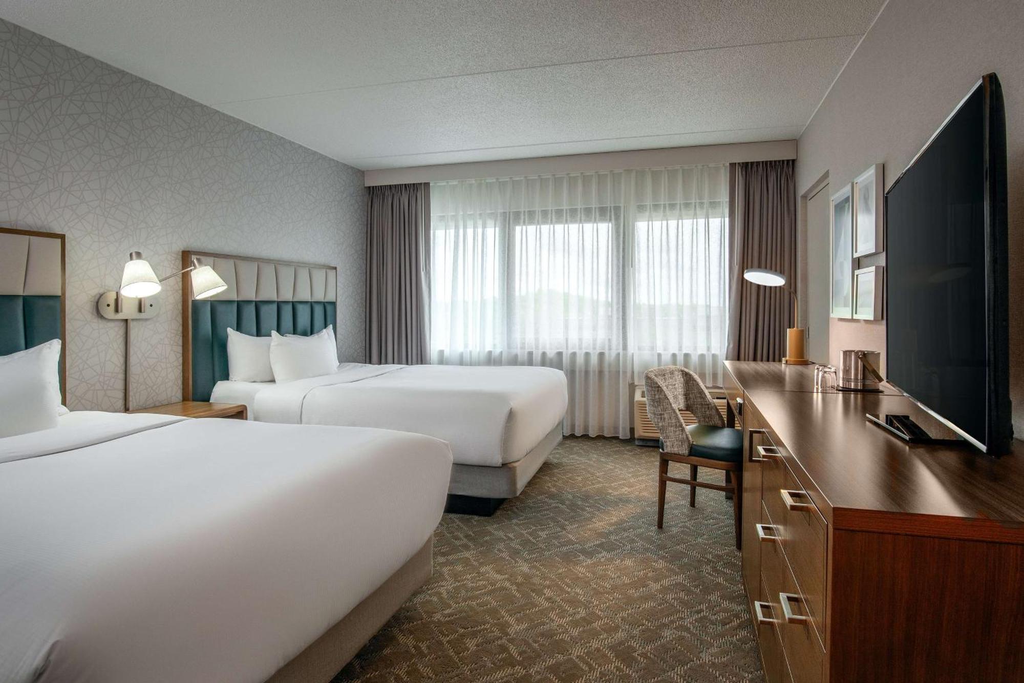 Отель Doubletree By Hilton Boston/Уэстборо Экстерьер фото