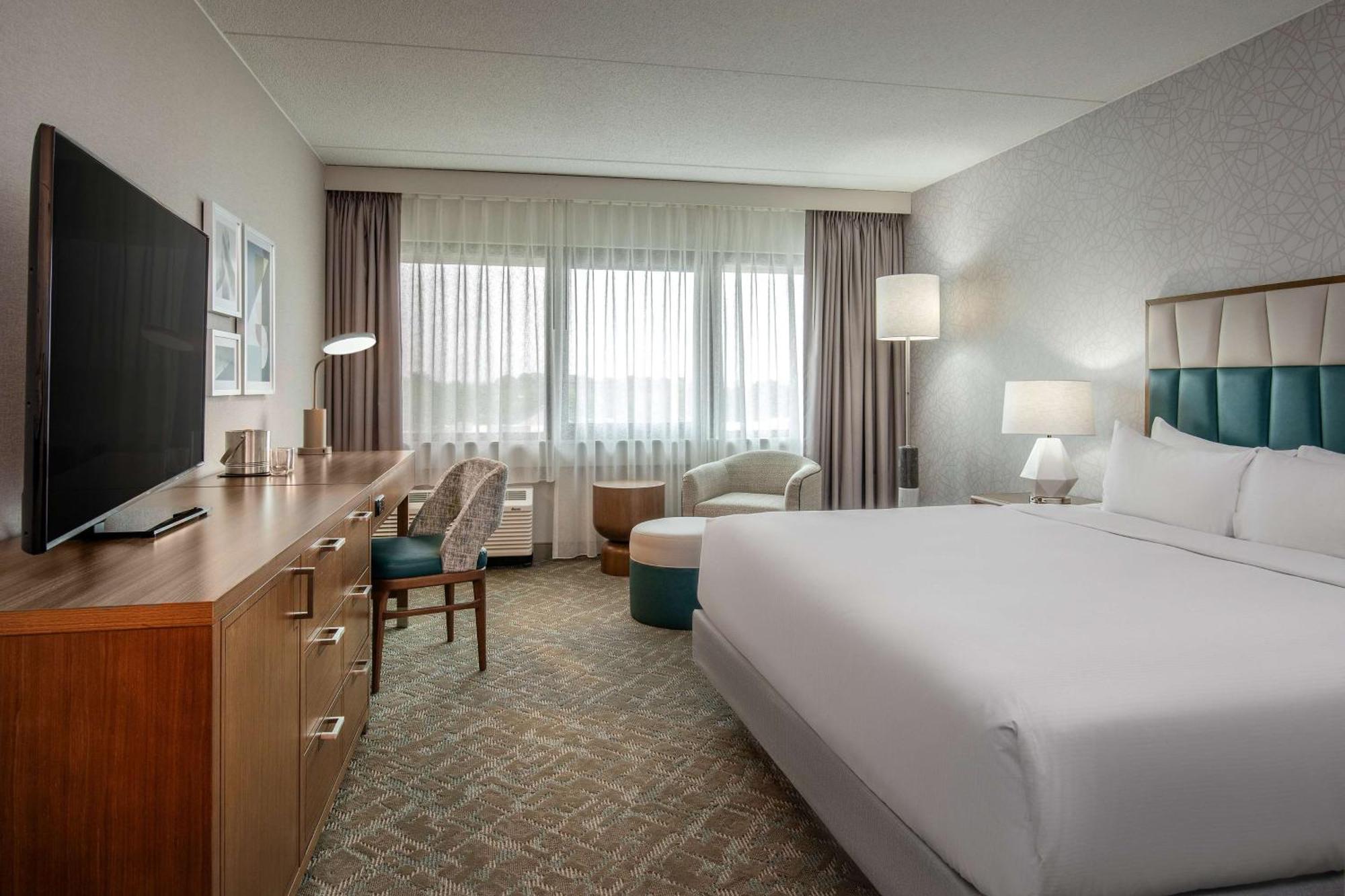 Отель Doubletree By Hilton Boston/Уэстборо Экстерьер фото