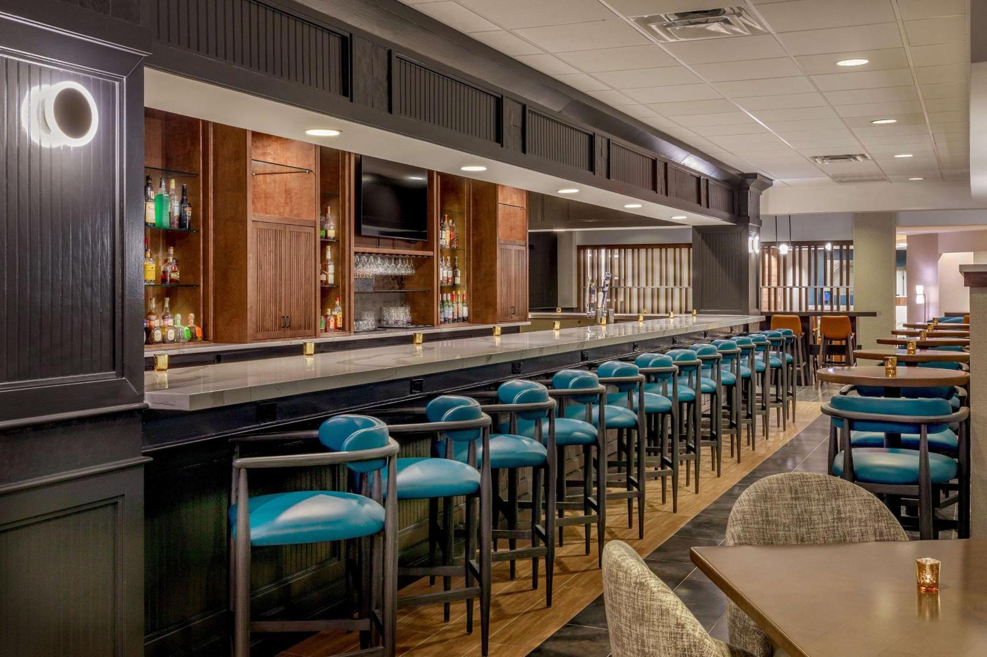 Отель Doubletree By Hilton Boston/Уэстборо Экстерьер фото